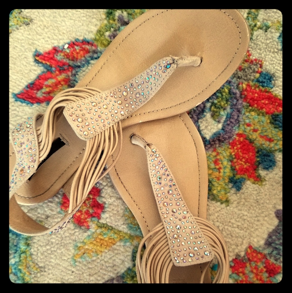 Sandals with sparkle